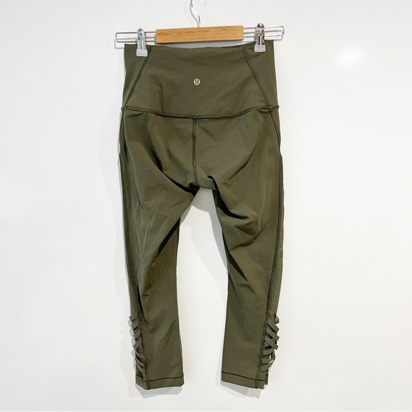 Lululemon Wunder Under Crop Legging - Picture 5 of 9